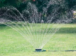 Hoselink 9-Pattern Sprinkler Hoses & Sprinklers 10 Hoselink 9-Pattern Sprinkler Hoses & Sprinklers