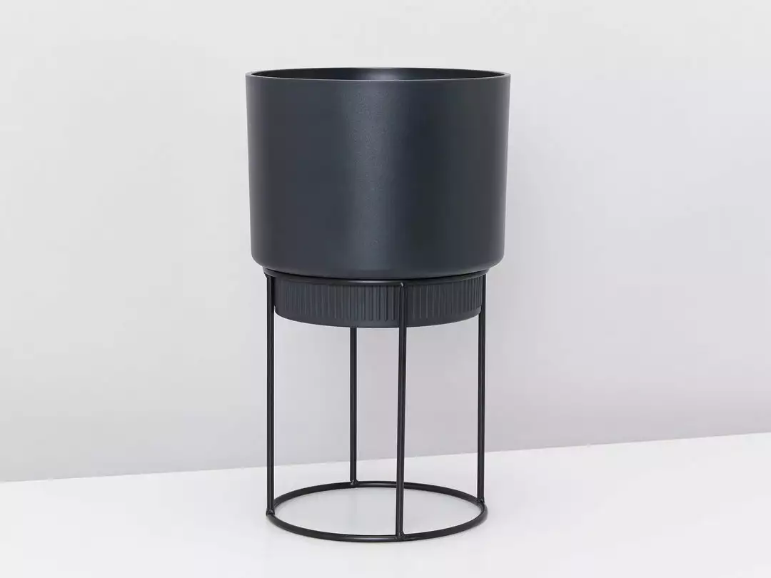 Elho Eco Stand + Plant + Pot (includes Coir) 4 Elho Eco Stand + Plant + Pot (includes Coir)