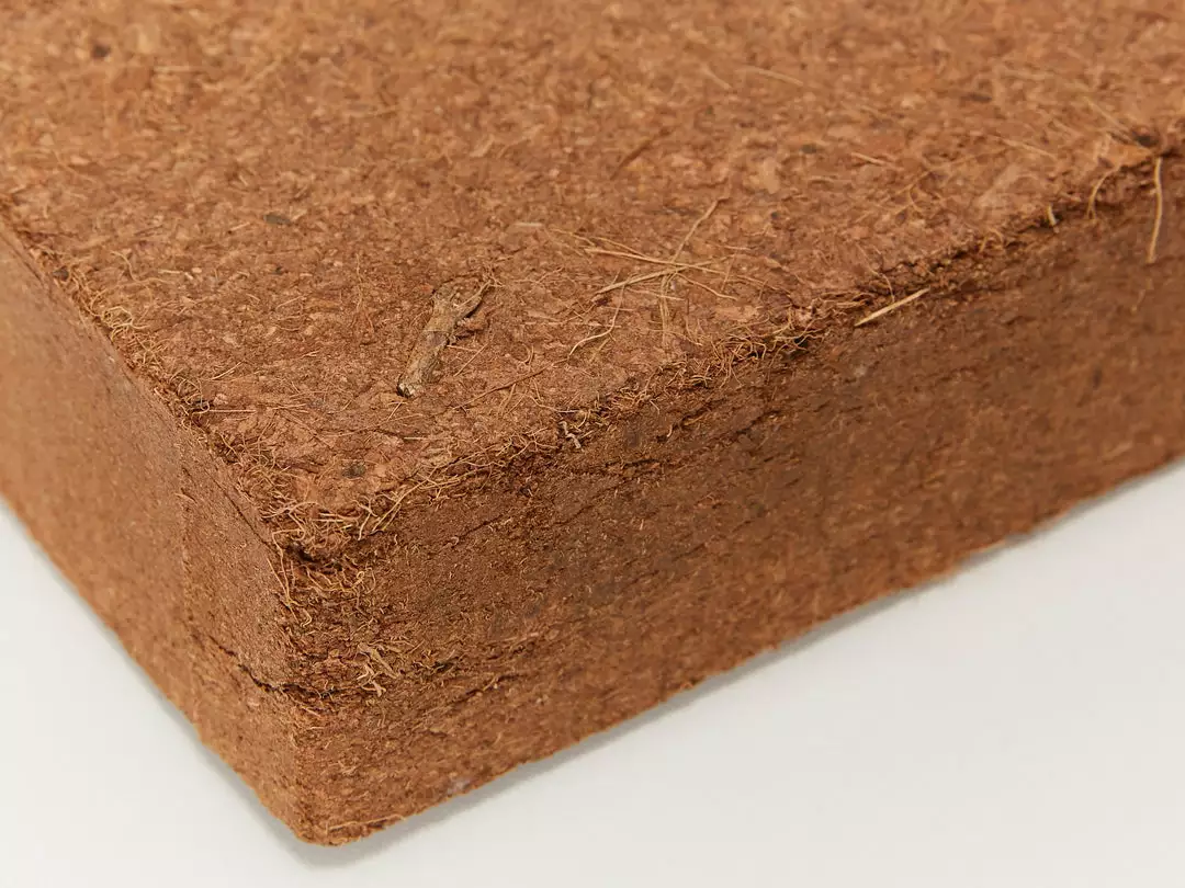 Plants In A Box Outdoor Accessories Coco Pith Block 650g 5 Plants In A Box Outdoor Accessories Coco Pith Block 650g