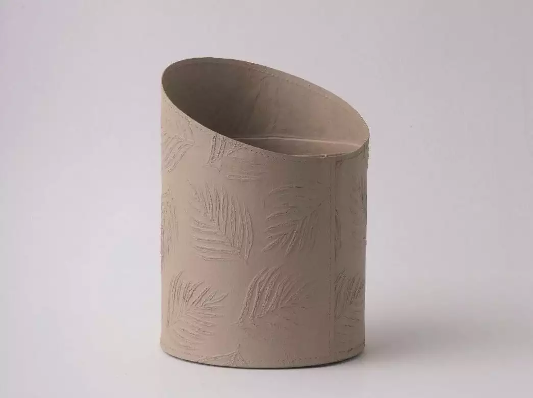 Tree Stripes Pty Ltd Hi-Lo Pot Palms - Light Brown Pots & Hanging Baskets 3 Tree Stripes Pty Ltd Hi-Lo Pot Palms - Light Brown Pots & Hanging Baskets